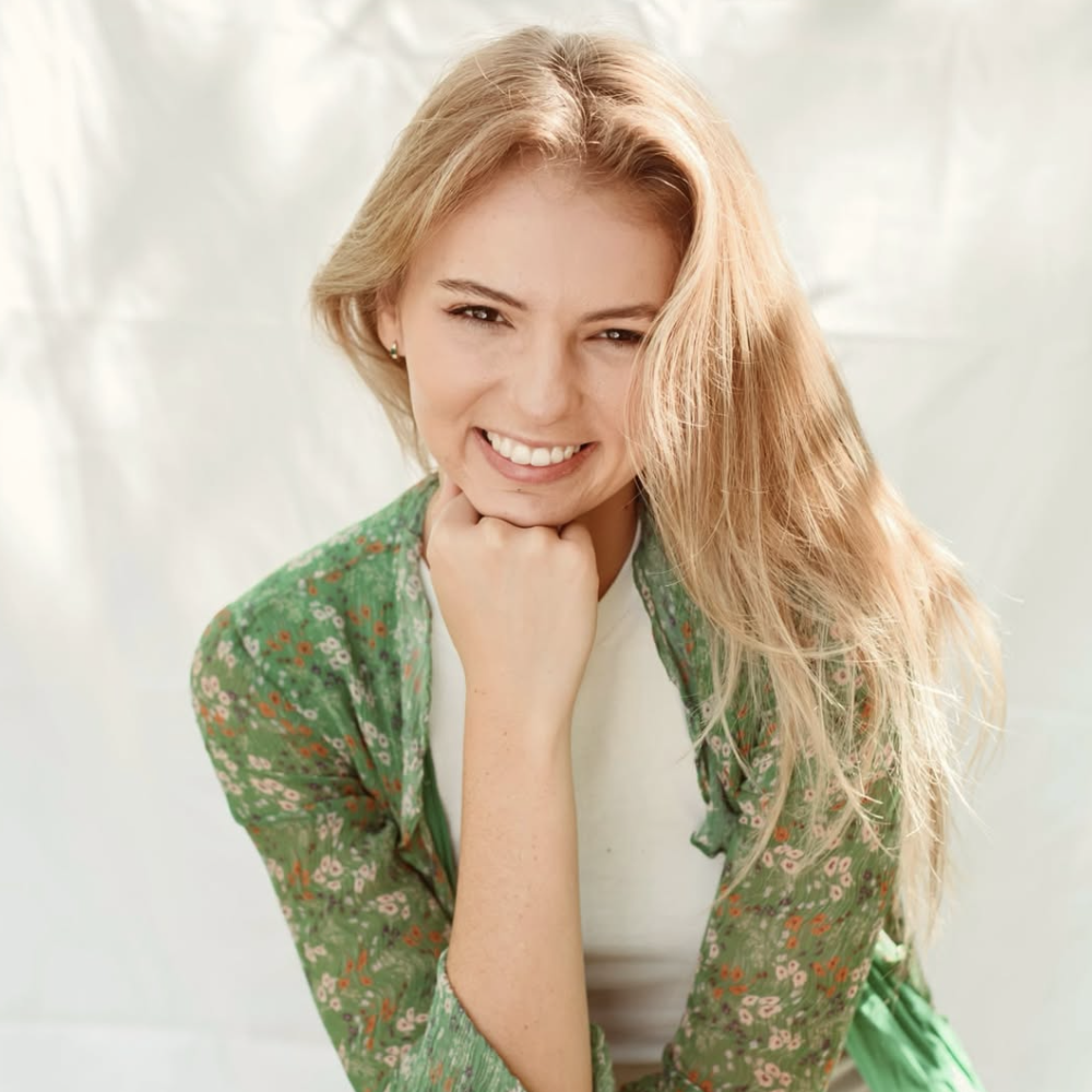 Amy Angus Brisbane naturopath headshot